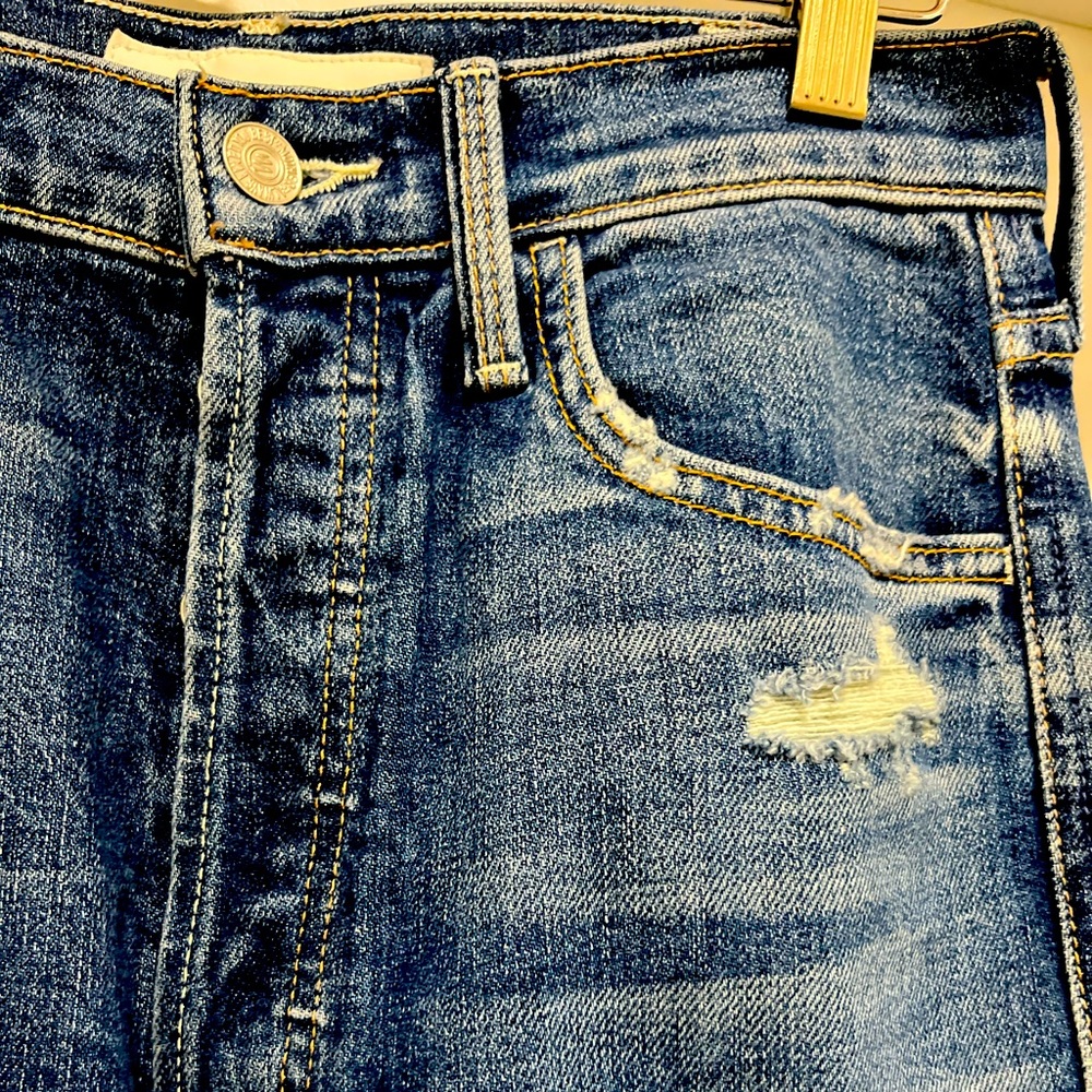 Mother Denim The Tripper Weekender jeans. Wash: My Treat